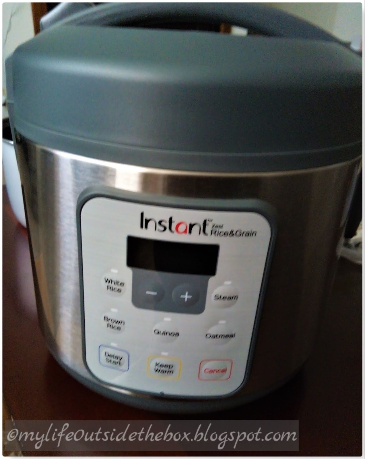 My Life 0utside The Box: The Instant Zest rice cooker
