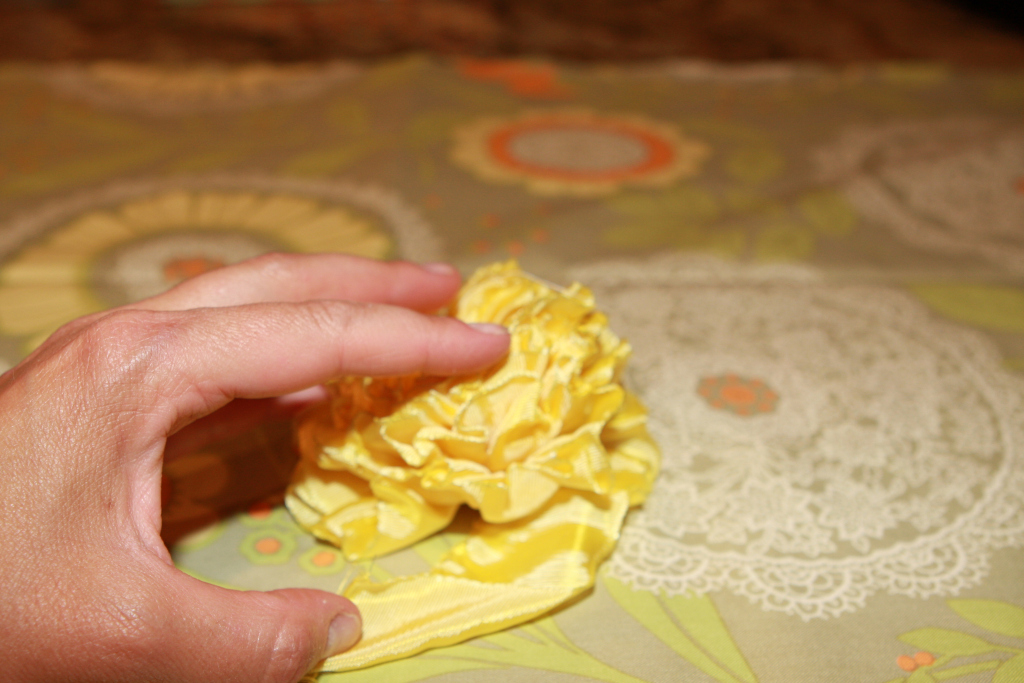 Цветы из ткани: пион из проволочной ленты своими руками