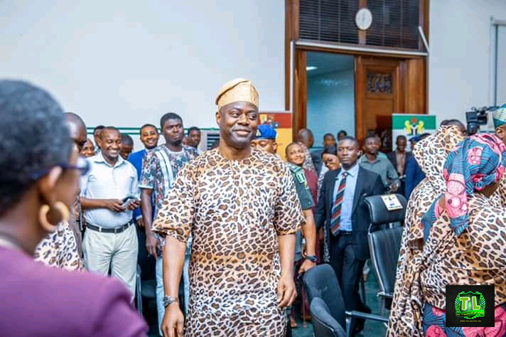 Oyo State Governor, Engr Oluwaseyi Makinde Signed State Security Network Agency Amotekun Into Law as He Also Rocked the Amotekun Uniform See Photos