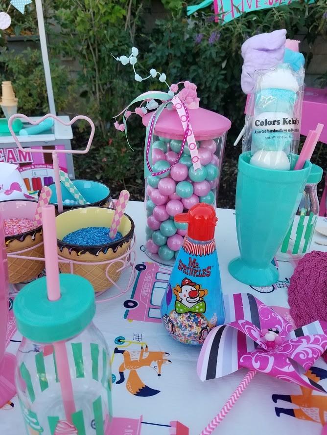 Candlelight Supper ICE CREAM FUNCHILDREN'S TABLE