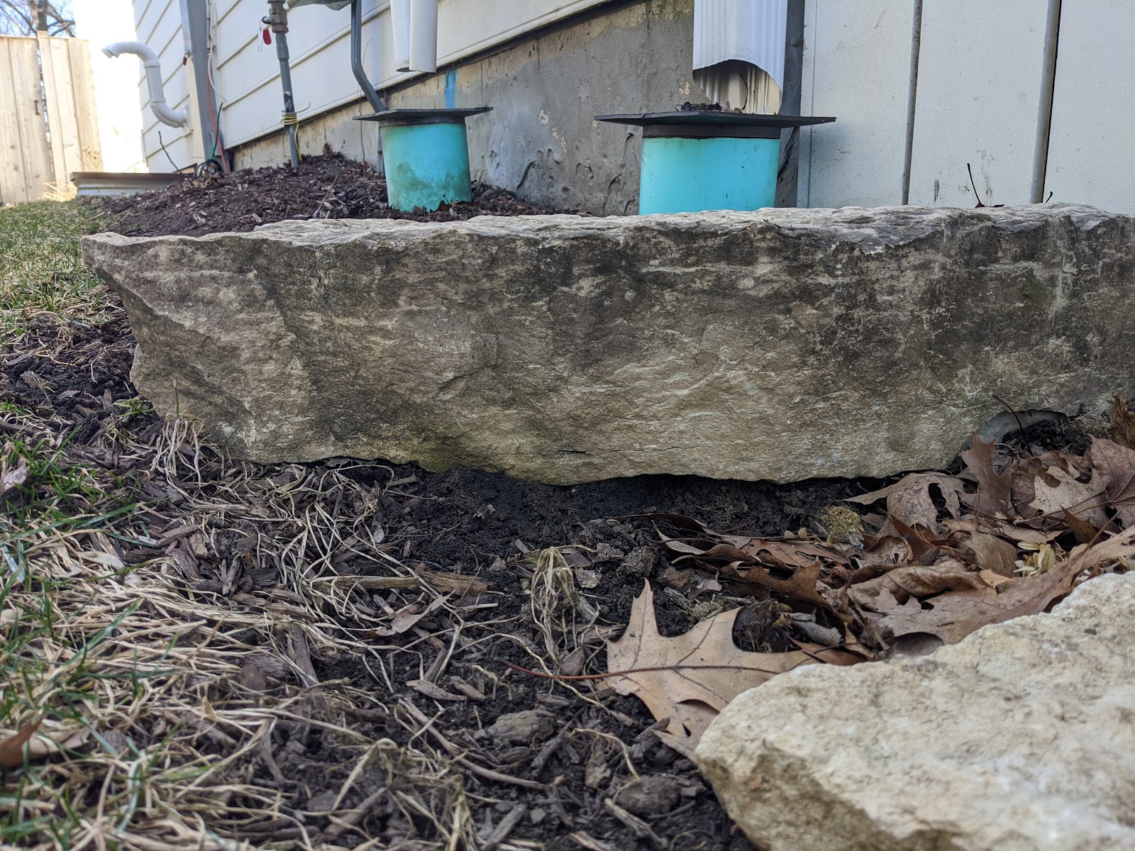 Floating Mulch Solution Installing A Small Retaining Ledge