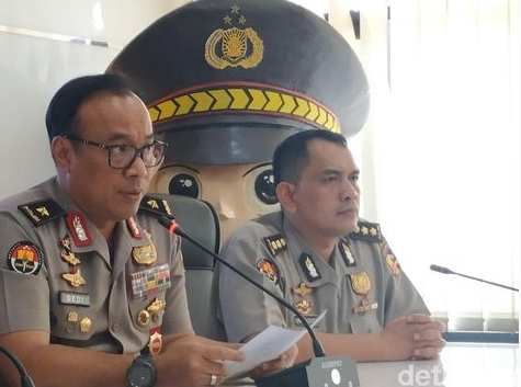 Pengertian Kepala, Tubuh, Ekor, dan Contoh Teks Berita | Bahasa