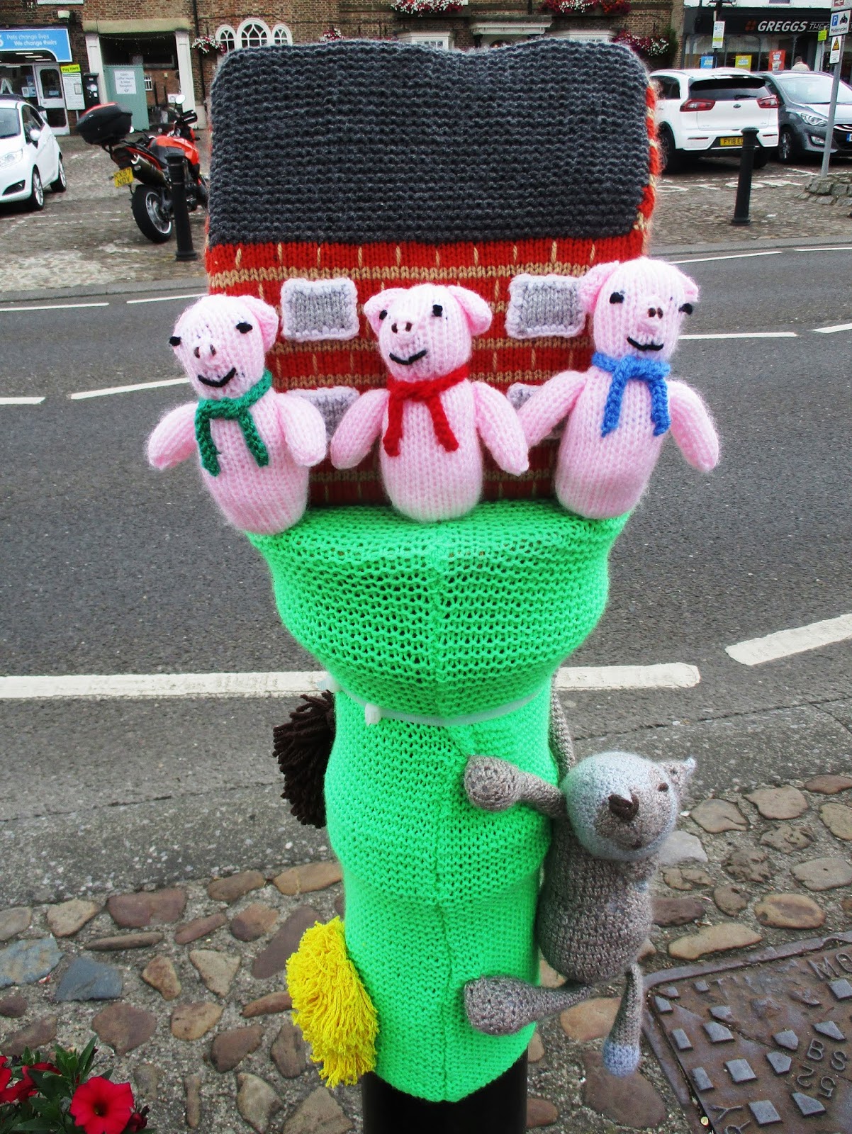 Love my life Yarn bombing in Thirsk.
