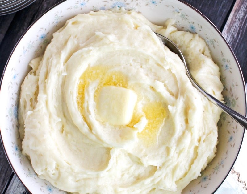 Traditional Mashed Potatoes | The Two Bite Club