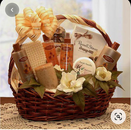 7 ways to make the best gift hampers