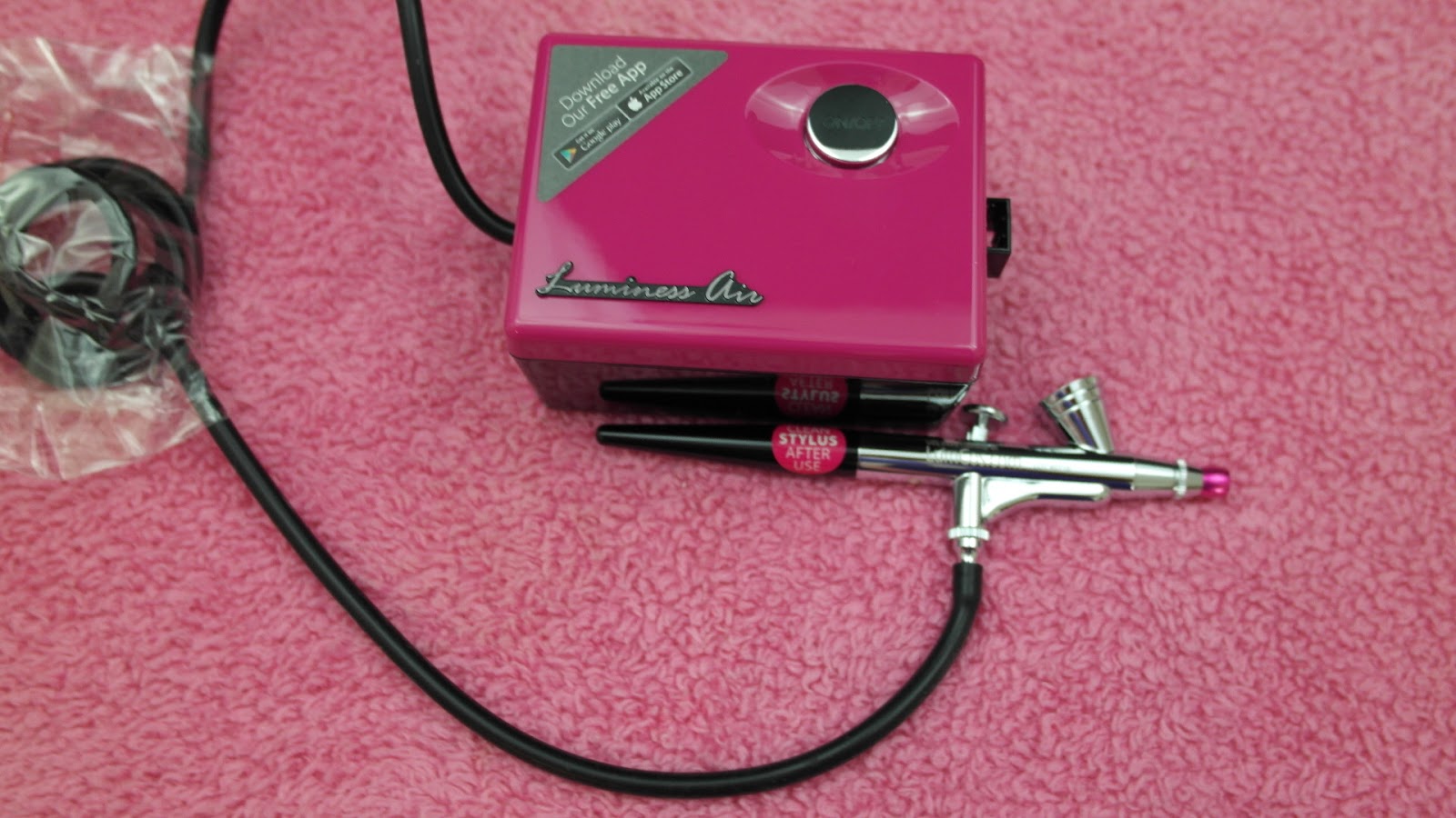 Makeup University Inc How to use the Luminess Legend Airbrush system