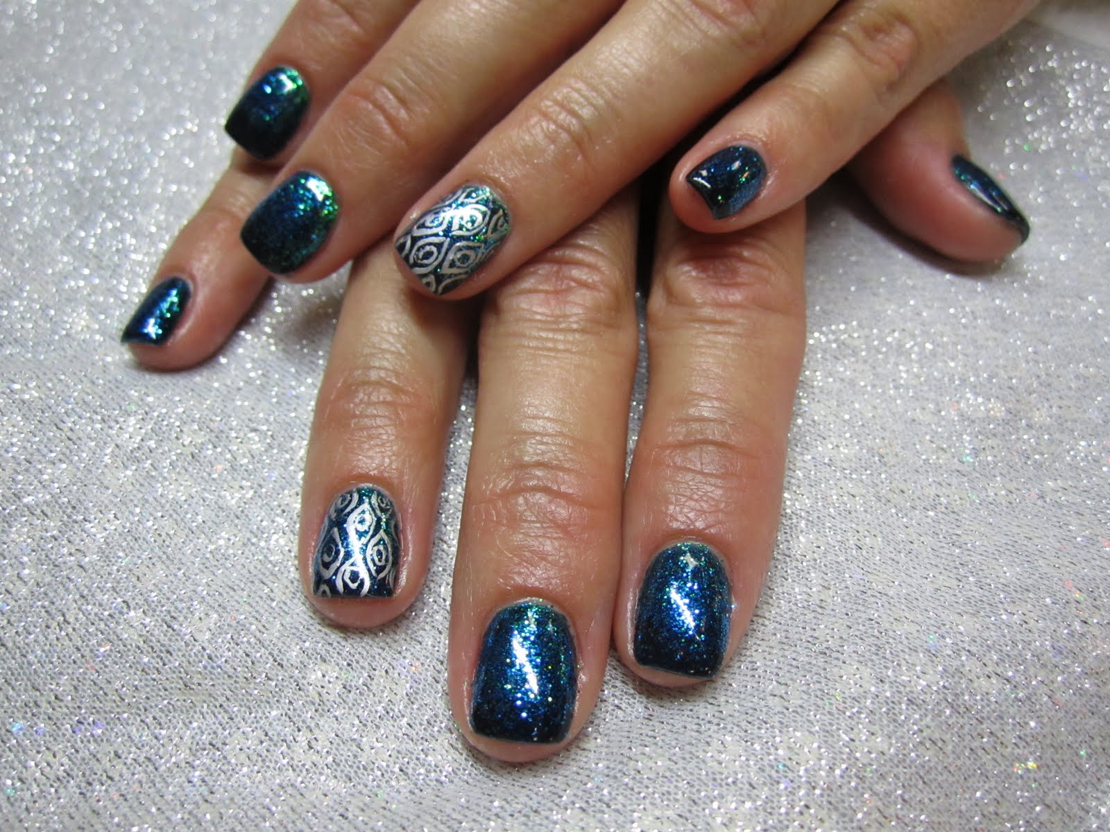 Andrea Pettingill Nails: Dark Nails