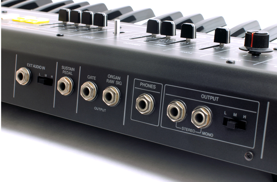 MATRIXSYNTH ROLAND RS09 Organ Strings Synthesizer V3 SN 988451