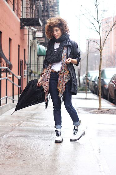 Street Style: White Combat Boots