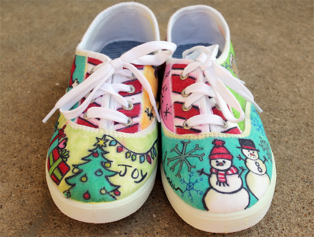 punk projects: Christmas Canvas Shoes