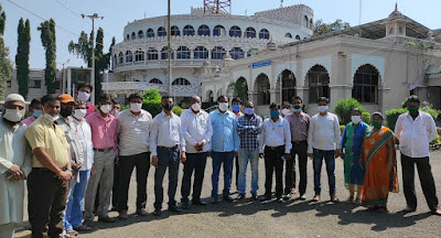 मराठवाडा महसुल कर्मचारी संघटनाने फिर २ दिन का पुकारा आंदोलन मराठवाडा महसुल कर्मचारी संघटनाने फिर २ दिन का पुकारा आंदोलन