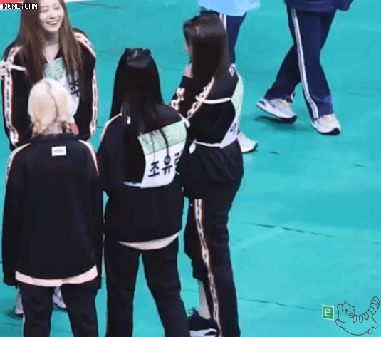 털자매 채연 채령