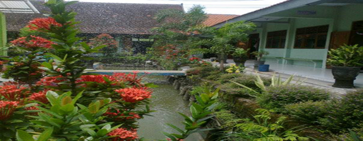 Taman Kolam Green House