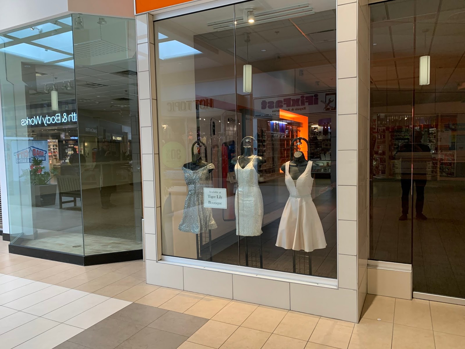 Retiring Guy's Digest Scenes from East Towne Mall, where Gordman's is