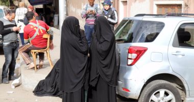 اسرة عادل حبارة تستلم جثته من مشرحة زينهم اسرة عادل حبارة تستلم جثته من مشرحة زينهم