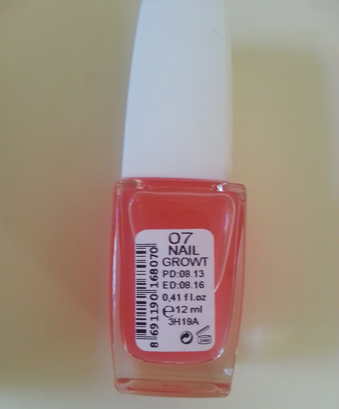 Golden Rose Nail Care Tırnak Uzatıcı ve Besleyici Cila TUVALET MASAM