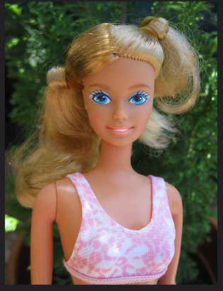 fun to dress barbie 1987