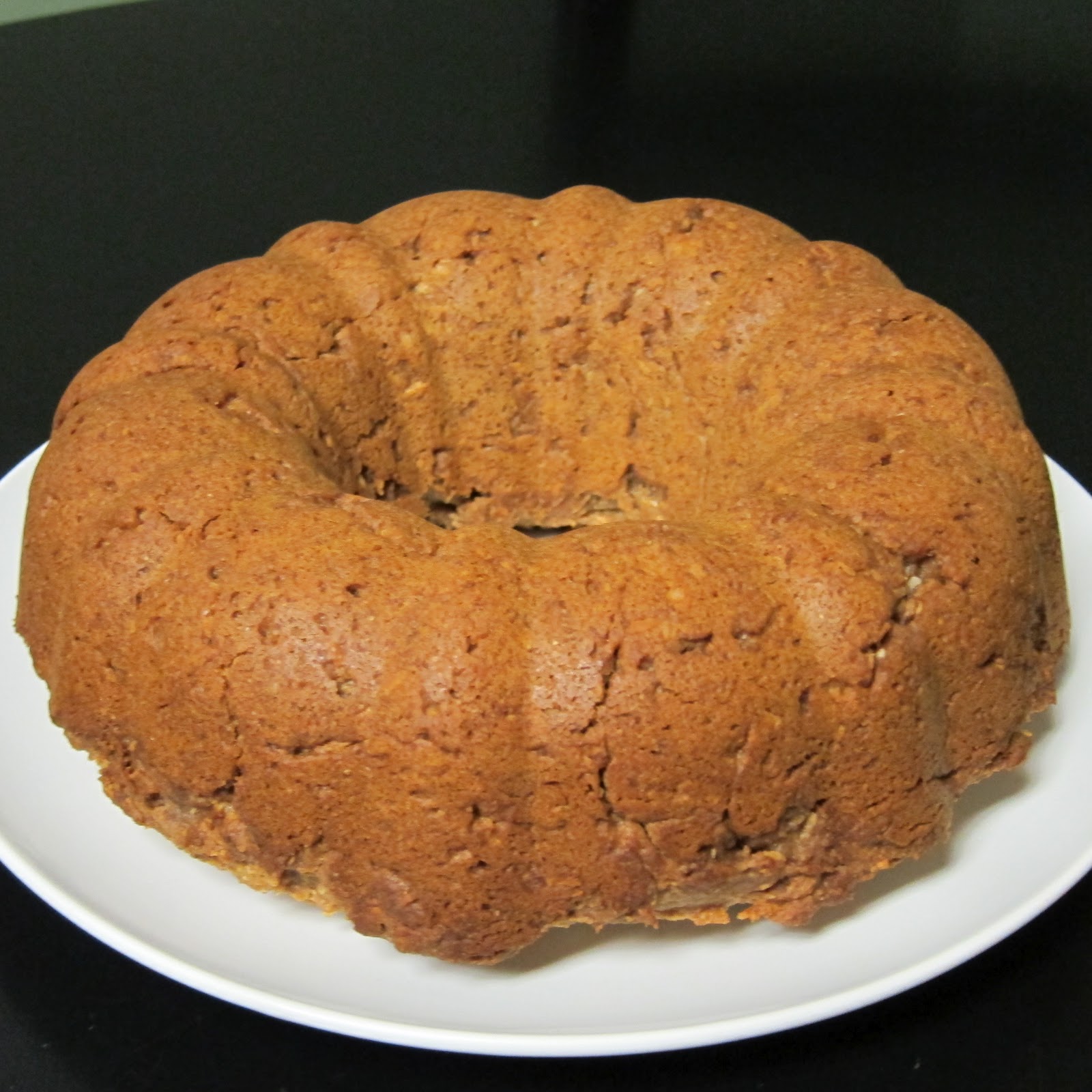 real mom health nut Vegan Coconut Lemon Bundt Cake made with dates