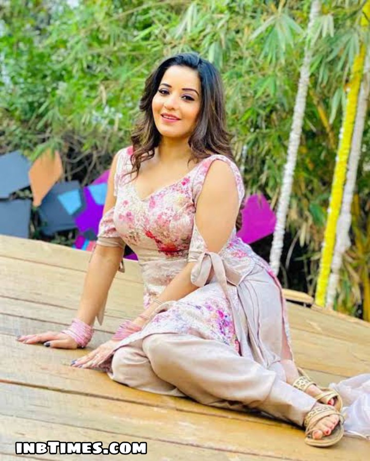 Monalisa Profile Age Height Family Affairs Wiki