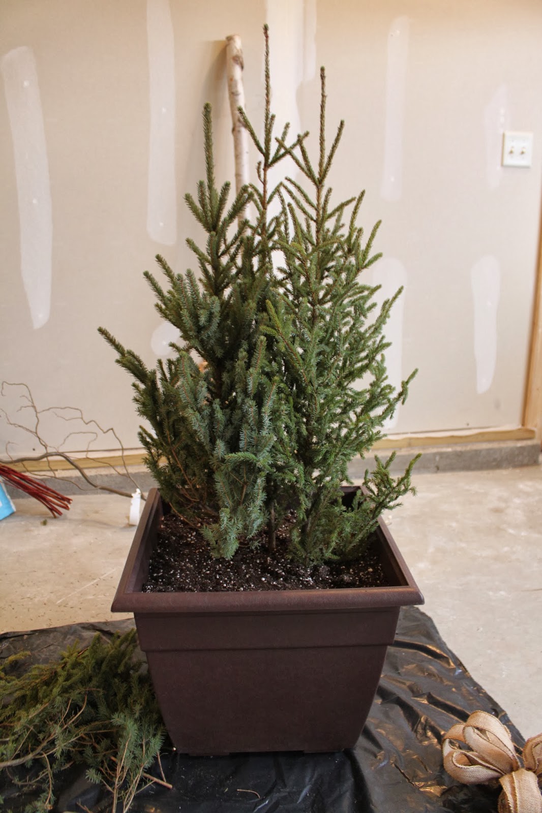 Explore Love Eat DIY Spruce Tip Porch Pot