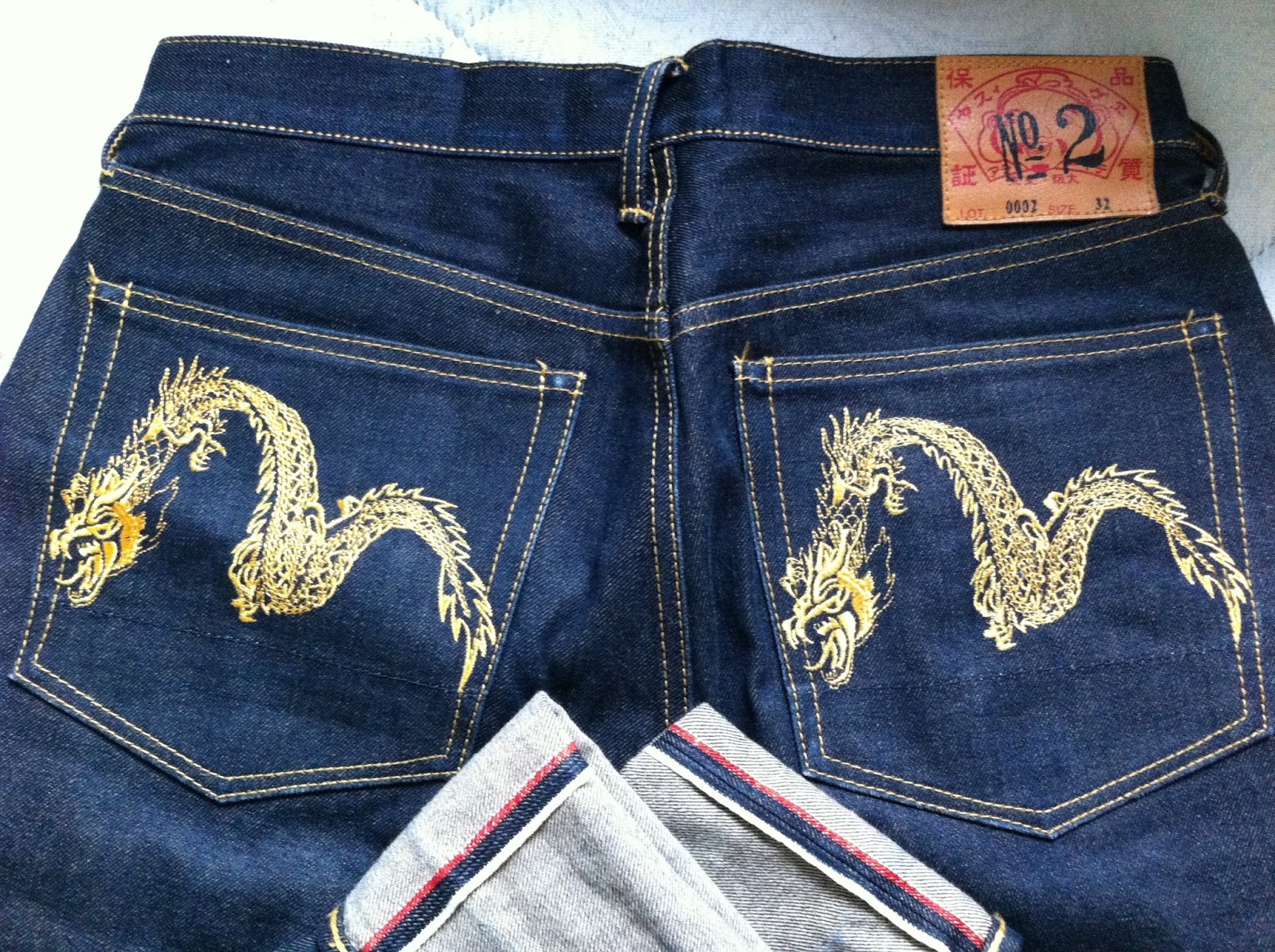 Azim Wigan(UK) Bundle.. BRAND NEW EVISU JEANS GOLD DRAGON SIZE 32