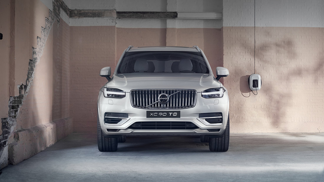 All Volvo Plugin Hybrids Now Come with a Free Home Charger CarGuide