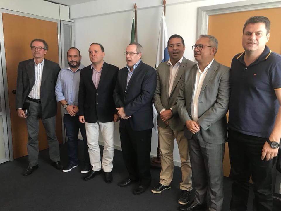 PREFEITO DE MAGÉ, CACHOEIRA DE MACACU, GUAPIMIRIM E SILVA JARDIM LUTAM PELA RETOMADA ROYALTIES. PREFEITO DE MAGÉ, CACHOEIRA DE MACACU, GUAPIMIRIM E SILVA JARDIM LUTAM PELA RETOMADA ROYALTIES.