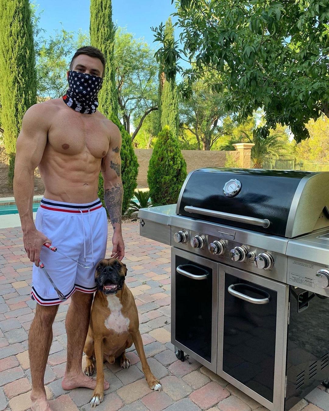 shirtless-fit-abs-muscle-pecs-barefoot-hunk-flag-face-mask-vince-sant-dog-pet