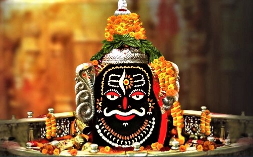 Lord Shiva is very dear to the month of Shravan, must do Rudrabhishek on any one of the 12 Jyotirlingas