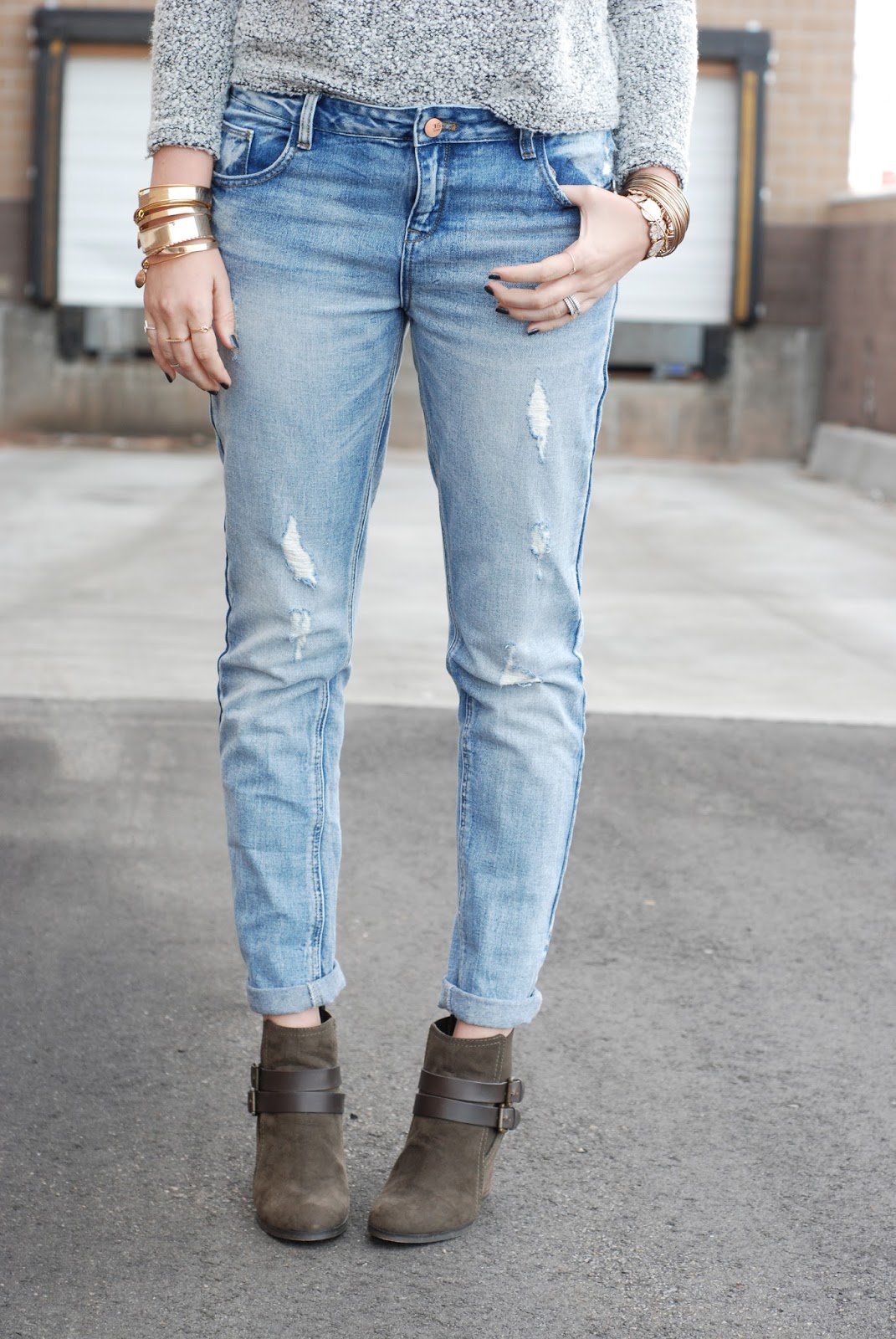 MY BOYFRIEND JEANS FEATURING CLAD & CLOTH | The Red Closet Diary