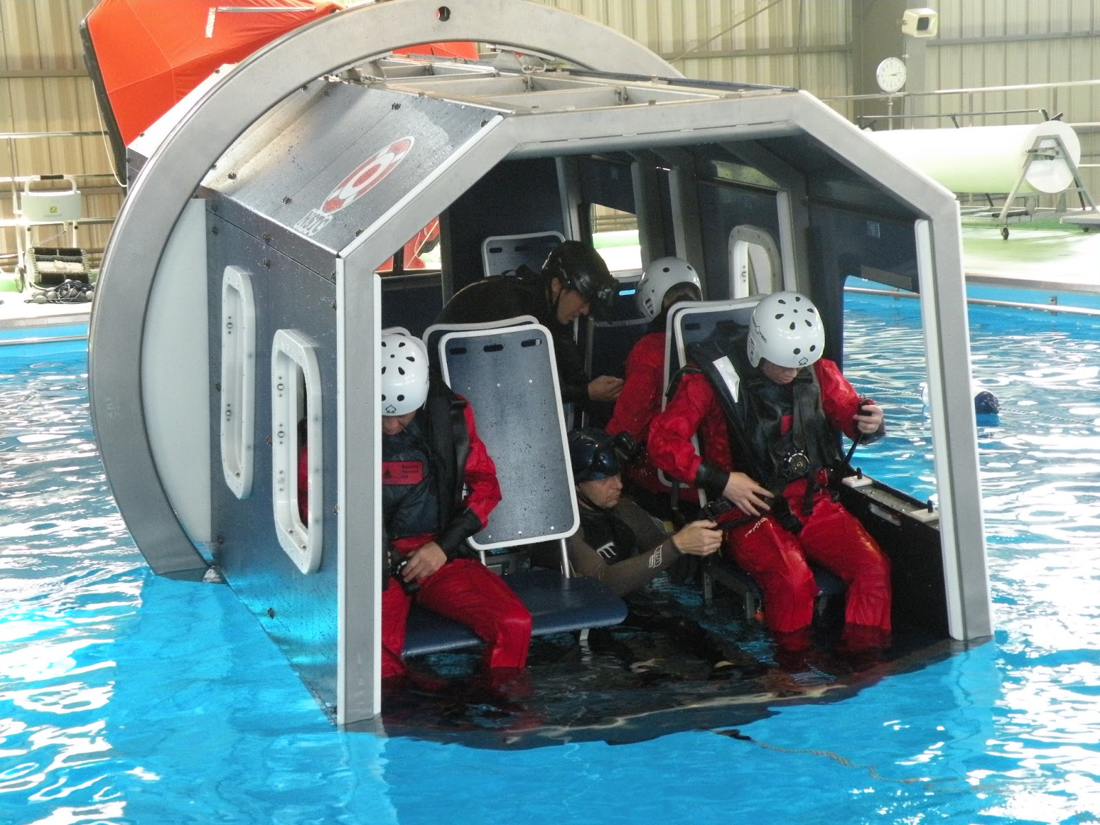 Basic Offshore Safety Induction & Emergency Training BOSIET y FOET en