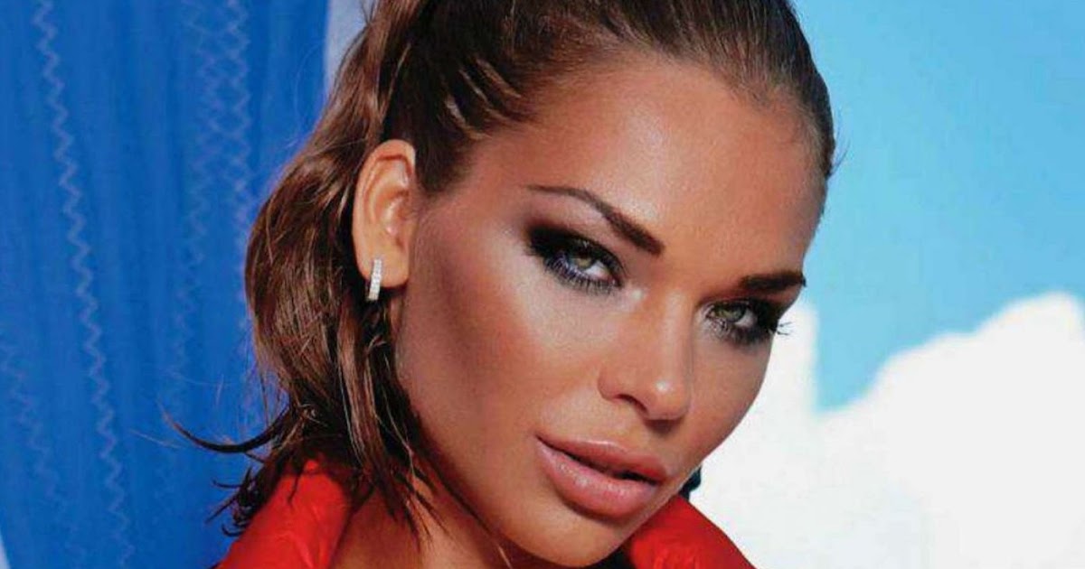 Celebrity Models Nude Julia Novoselskaya