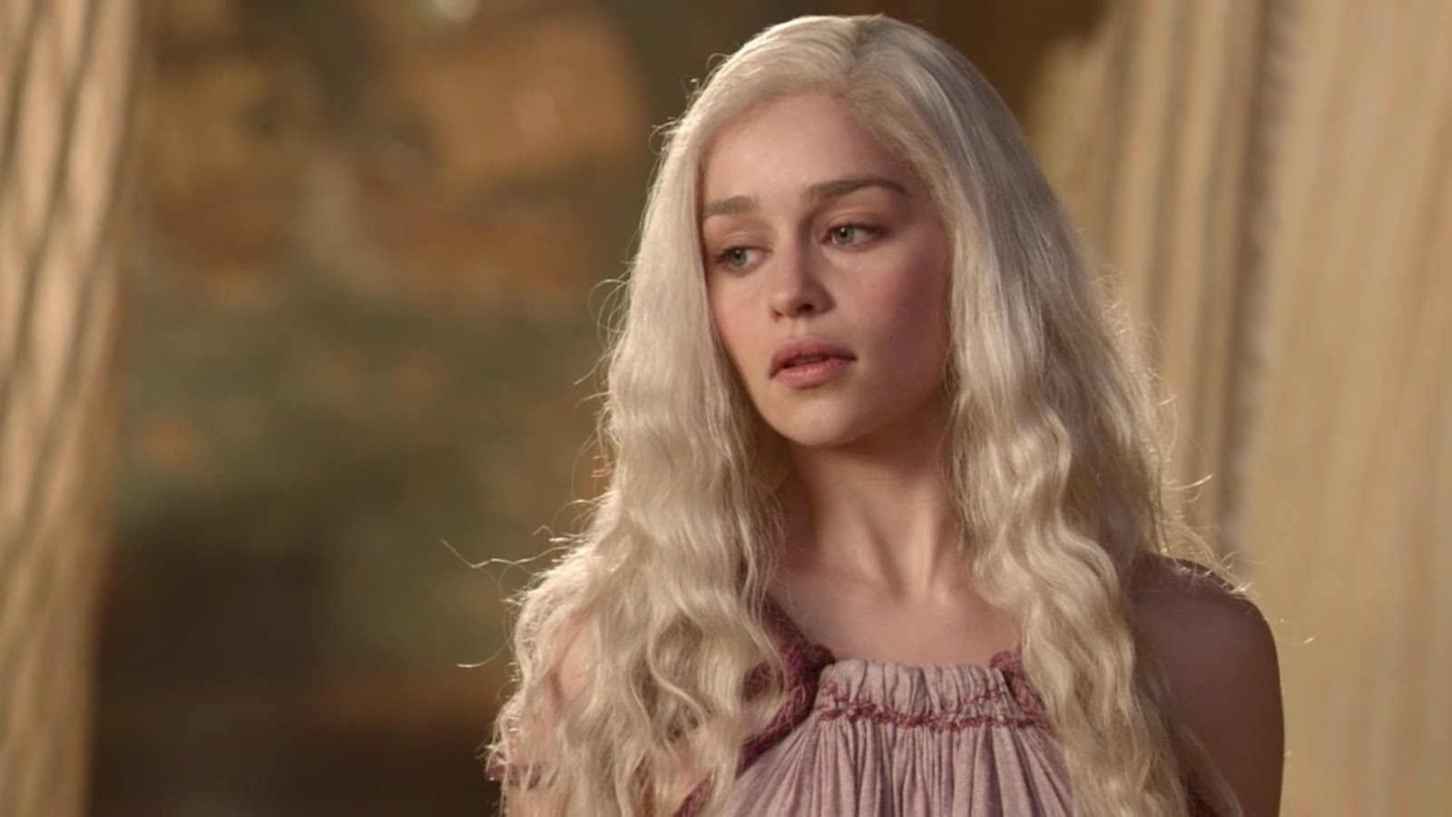 Emilia Clarke Game Of Thrones Saison 1 Emilia Clarke Forever: GAME OF THRONES SAISON 1