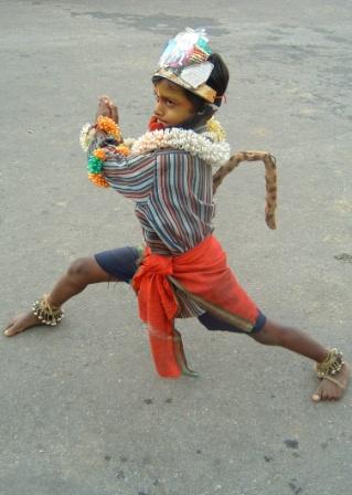 07-03-04-temple-kid-actor.jpg