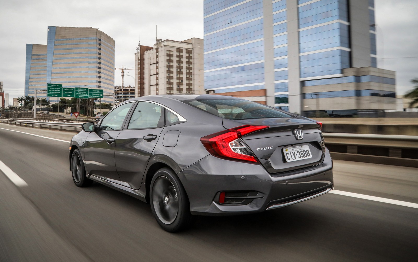 Carros Fantásticos Honda Civic 2020 ganha visual retocado, perde