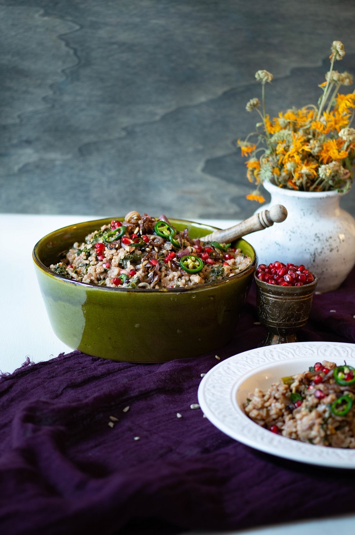 Knusperkabinett: würziges Vollreis-Risotto mit Grünkohl, Oliven und ...