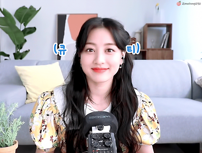 예쁘게 꾸미고 asmr하는 트와이스 지효 - 꾸르