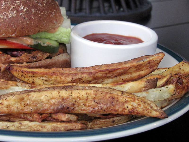 The Health Seekers Kitchen Veggie Burger & Baked Chili Fries