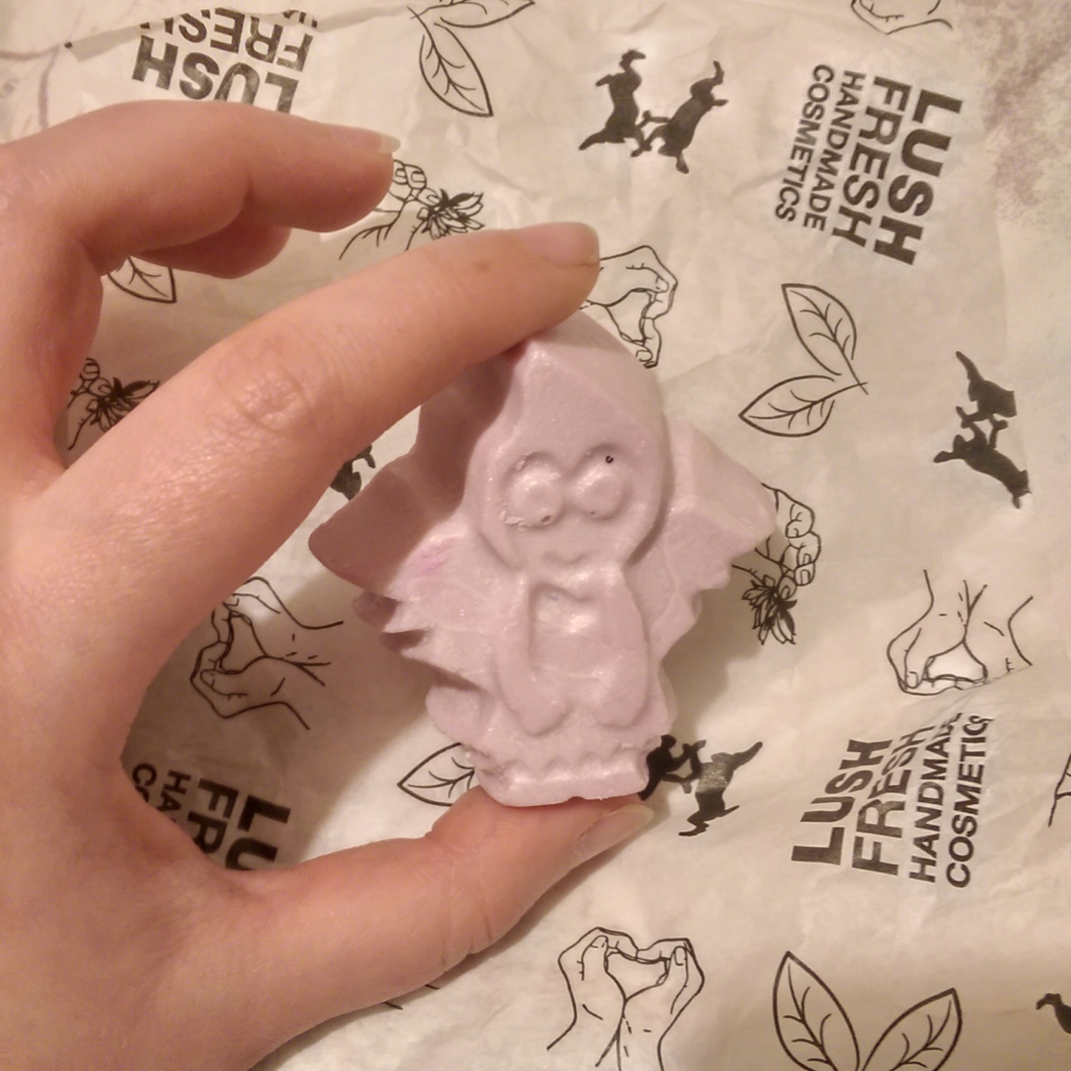 A Scruffy Duck Review Lush Goth Fairy Shimmer Bar Cruelty Free Skin Care