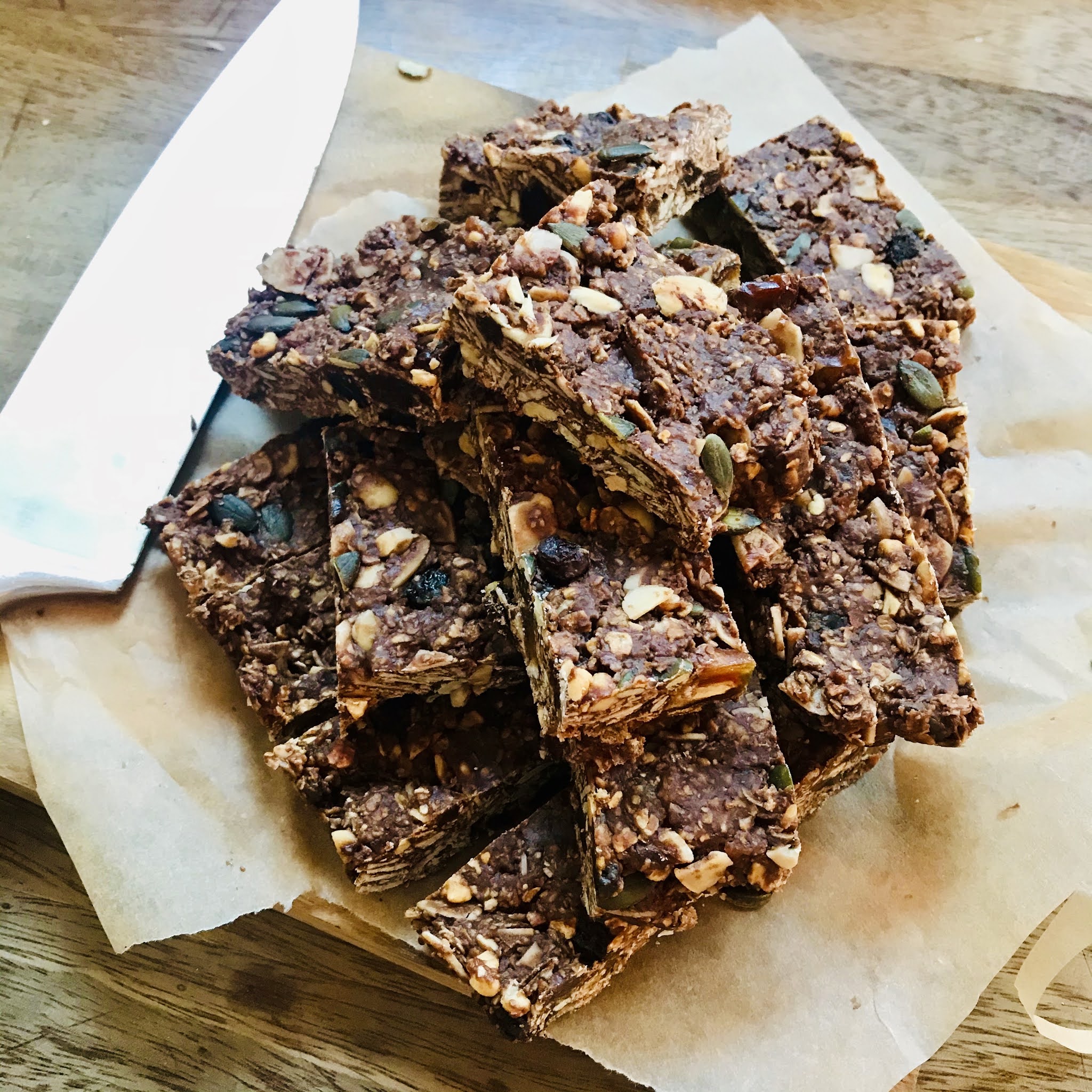 Nutty Oat Energy Bars