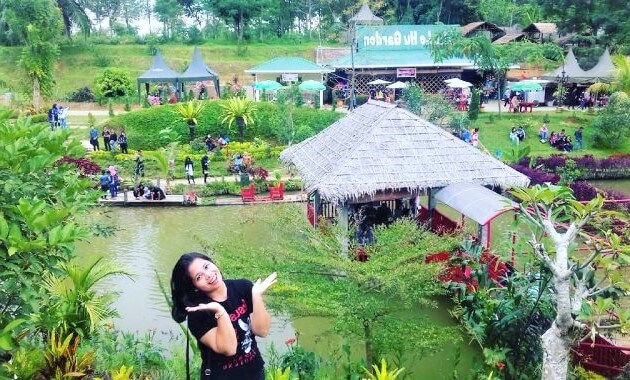 Taman Cantik The Le Hu Garden Tempat Wisata Terbaru di Medan - Deli Serdang