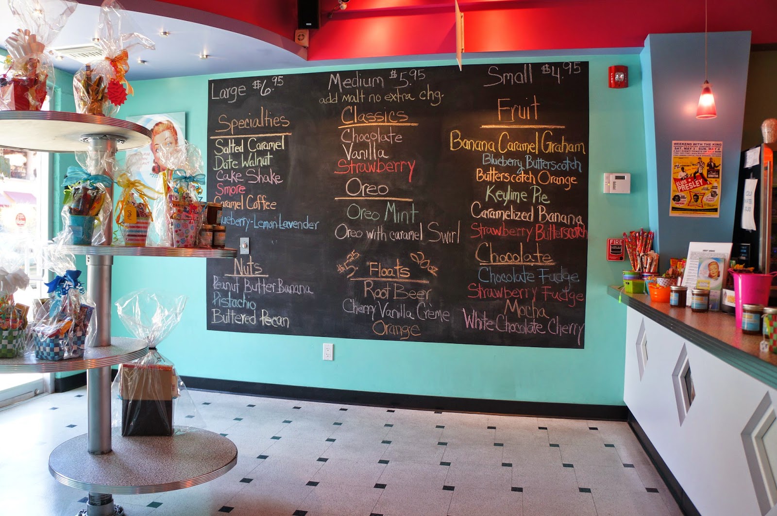 Palm Springs Memories BananaWalnut Date Shake/Smoothie