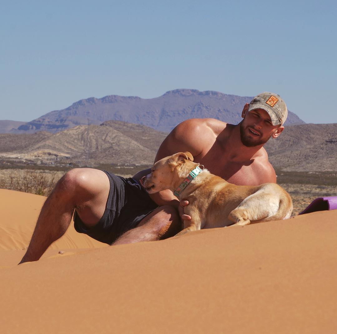 beefy-bearded-daddy-dog-playing-sand-desert