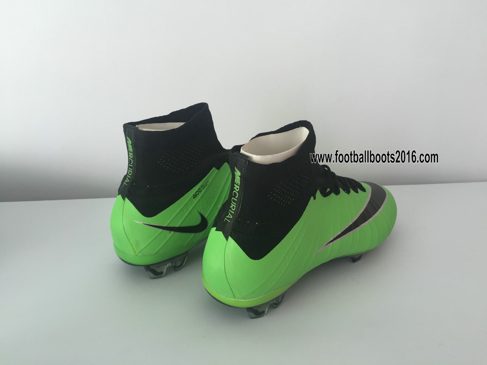 flyknit mercurial superfly