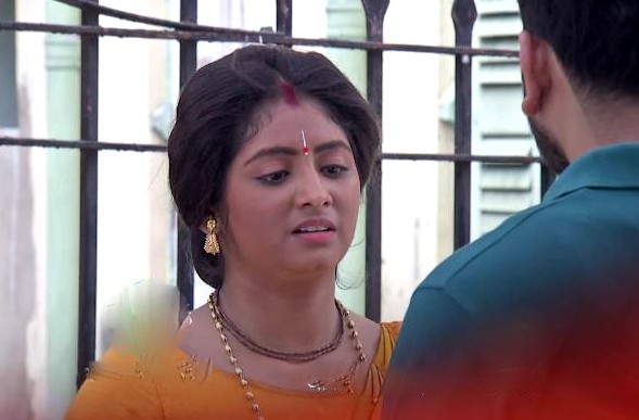 Krishnakoli 20 September 2020 Spoiler Shyama tells Aditya that she has something to tell him