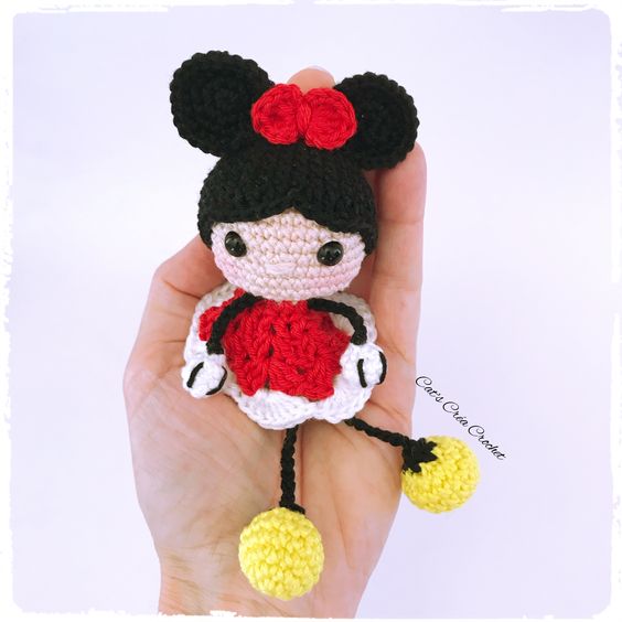 Luty Artes Crochet: Roupas de bonecas de crochê