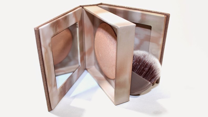 Urban Decay Naked Illuminated Shimmering Powder For Face And Body Made In Italy