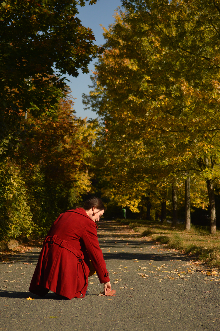 autumn colours aesthetic, thrifted outfit, georgiana quaint, vintage clothes, krakow second hand find