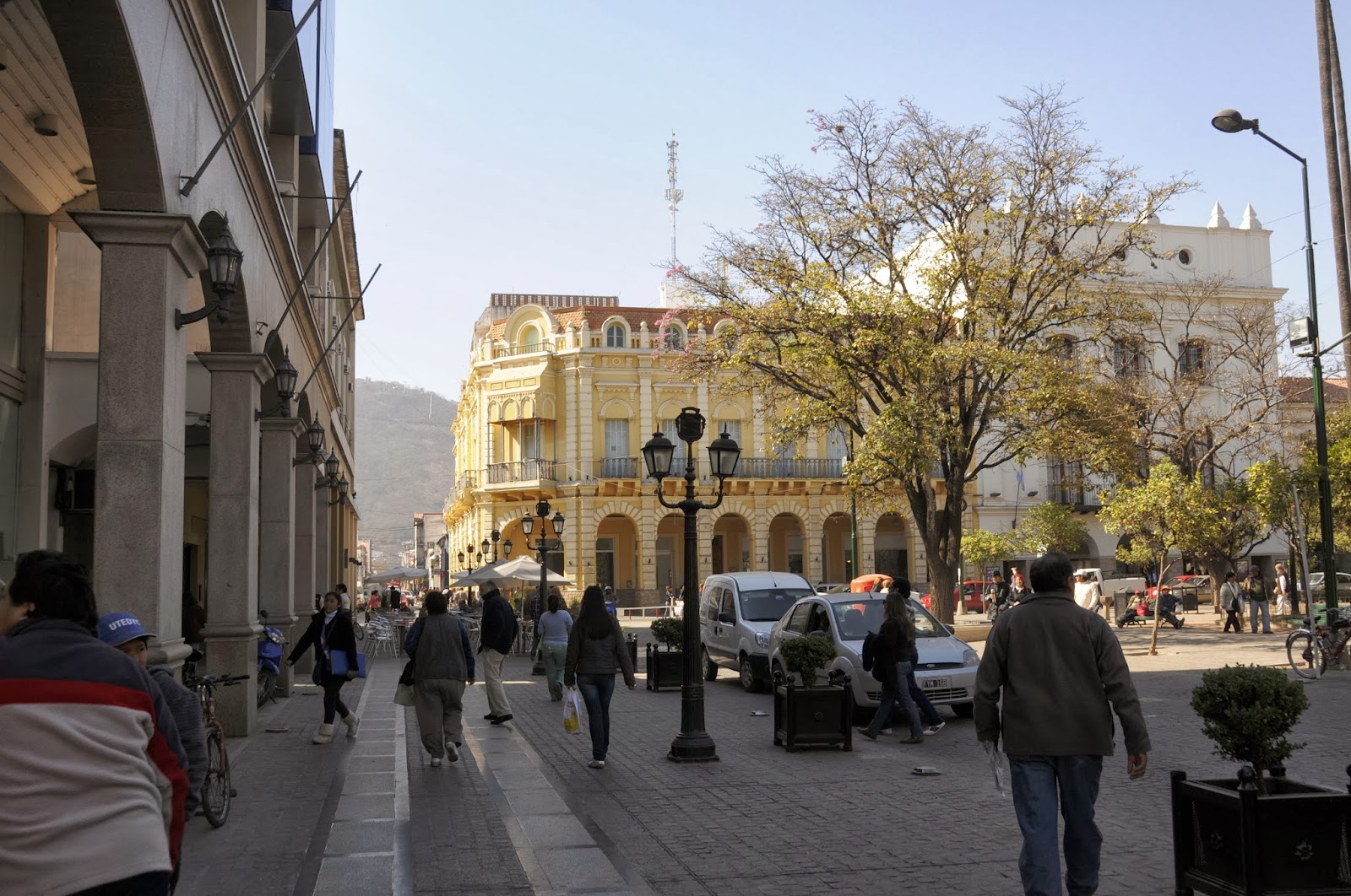 Il cielo blu del Peru' Argentina un salto... a Salta