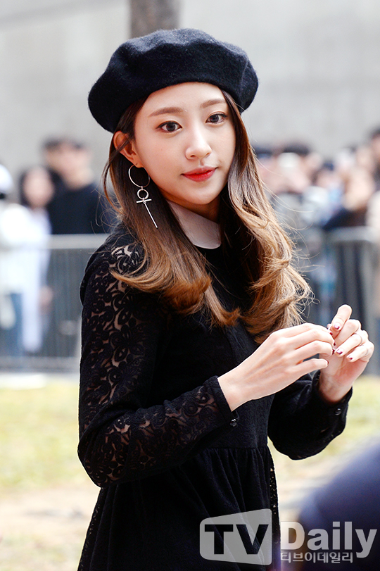 오늘자 서울패션위크 EXID LE,하니,정화 | 인스티즈